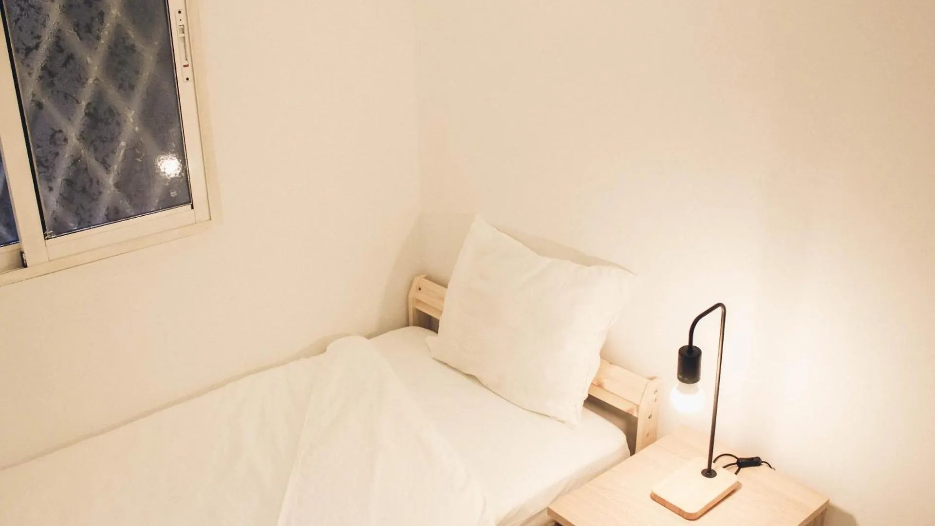 شقة Apartamento 15' Barcelona Centro Santa Coloma de Gramanet